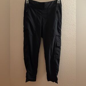 Athleta Black Chelsea Lined Cargo Jogger Pants size 2P in excellent condition